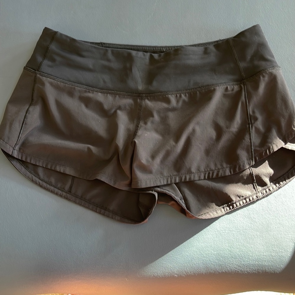 Lululemon 2.5 length shorts with build in undies. Size 4